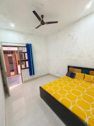 KRISHNA GUEST HOUSE NANDGAON