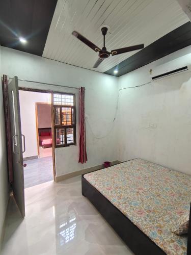 KRISHNA GUEST HOUSE NANDGAON