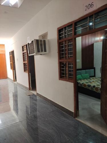 KRISHNA GUEST HOUSE NANDGAON