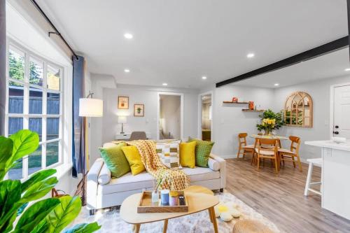 Secret & Cozy Renovated Cottage Near Costco I99, Shoreline (foto 4)