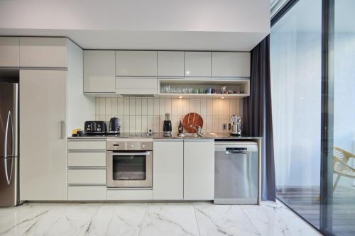 Pavilions Marina Apartment 102 - Wynyard Quarter Viaduct Harbour, Auckland (photo 10)
