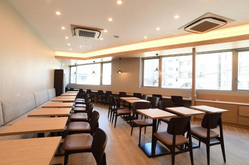 R&B Hotel Otsuka Eki Kitaguchi - Vacation STAY 40484v