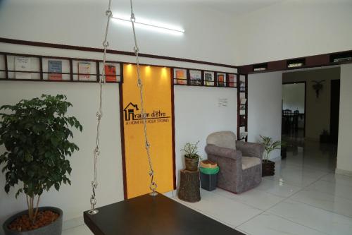 raison d'être - The Residential Library raison d'être - The Residential Library