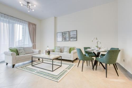 Luxurious 2Bedroom Balcony Madison Dubai