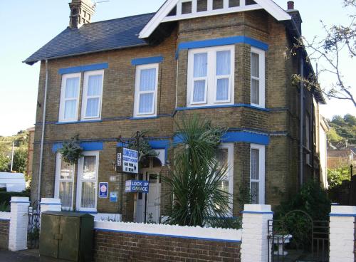 Longfield Guest House - main image
