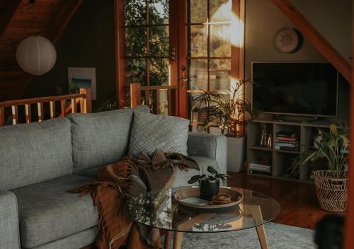 Waterfront - Bluff Beach House, Park Beach