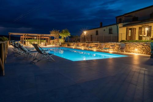  Villanovia Country House in Volterra