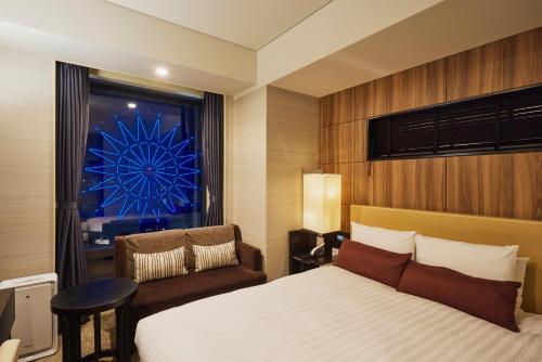 Corner Double Room - Smoking