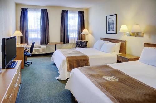 Lakeview Inns & Suites - Okotoks Lakeview Inn & Suites Okotoks is perfectly located for both business and leisure guests in Okotoks (AB). The property features a wide range of facilities to make your stay a pleasant experience. Servi