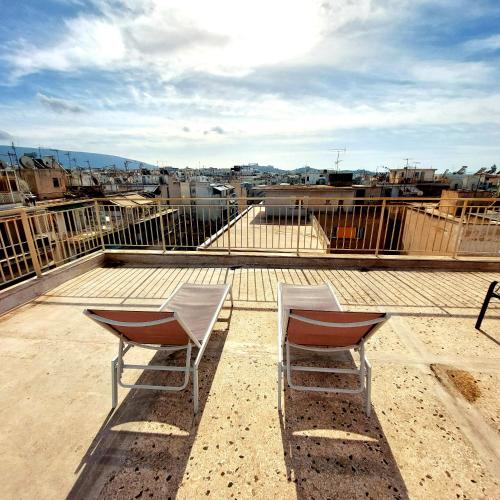 Acropolis View Dream Hostel in Atenas