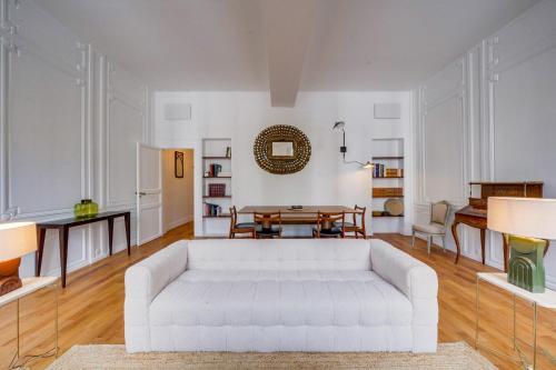 One-Bedroom Apartment image 10