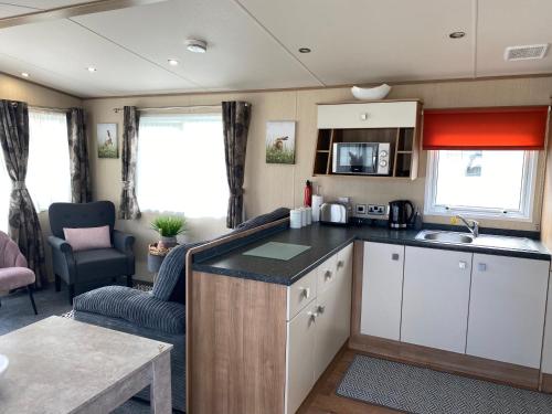 3 bedroom caravan on luxury Devon Holiday Park