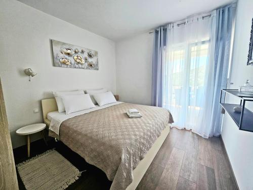 Apartment with Sea View image 4