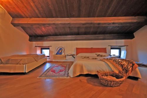 Splendida casa in sasso in borgo