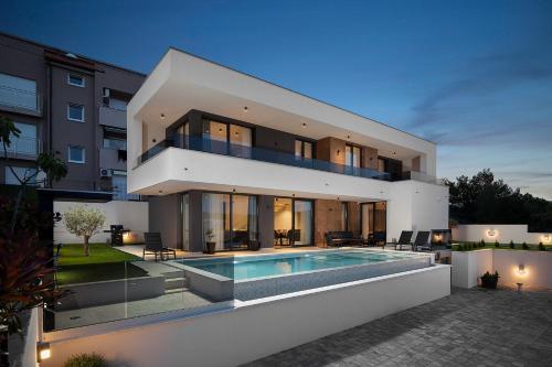Villa with Private Pool image 3