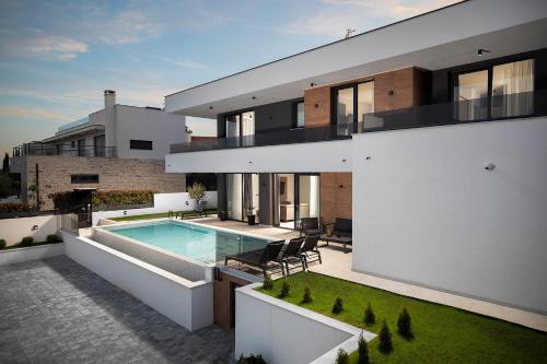 Villa with Private Pool image 2