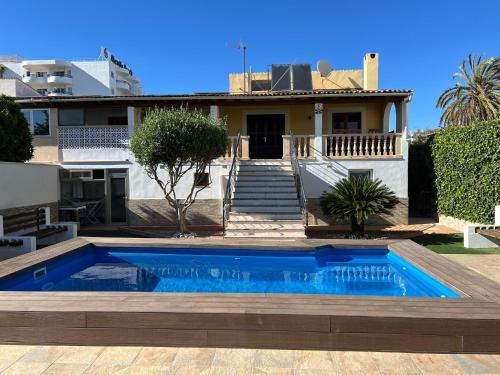 Villa Raphael 8 personas con piscina