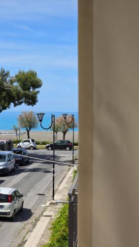 AD UN PASSO DAL MARE 2