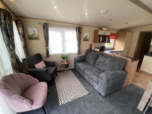 3 bedroom caravan on luxury Devon Holiday Park