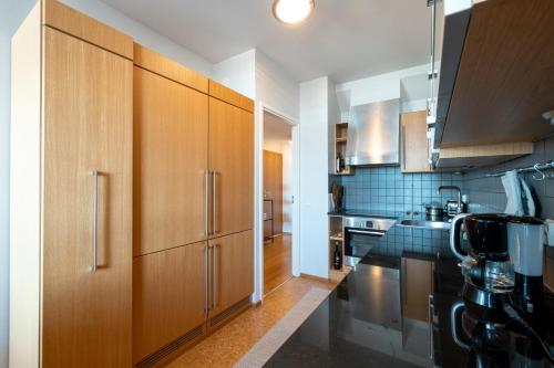 2ndhomes Luxury 2BR Rooftop Terrace Apartment with Sauna in Kamppi Center