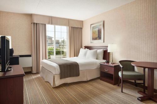 เดย์ อินน์ บาย วินด์แฮม แบรนต์ฟอร์ด (Days Inn by Wyndham Brantford) in แบรนท์ฟอร์ด (ON)