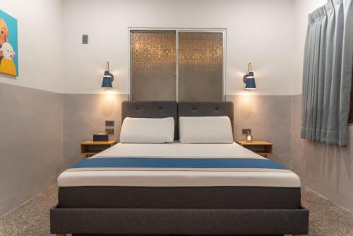 圈圈宿QQs & 三點不陋SDBL - Taichung