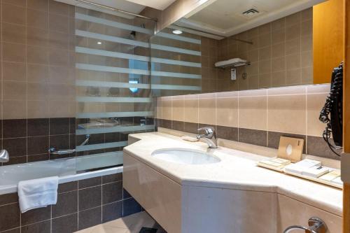 Grand Bellevue Hotel Apartment Dubai - image 13