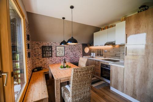 廚房, Holiday Home Vinea View - 4 Thermal Spas Nearby in 比澤利斯哥