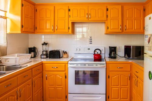 Best E Villas Prospect St James