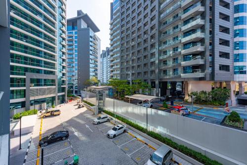 Signature Studio at Seven Palm - image 13