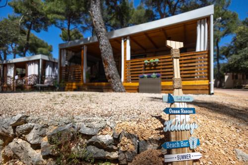 Adriakamp Mobilehome - Camp Soline