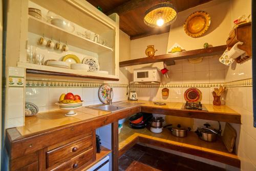 設施, Navalgatos de El Tragaluz in 福恩泰耶里多斯