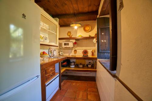 廚房, Navalgatos de El Tragaluz in 福恩泰耶里多斯