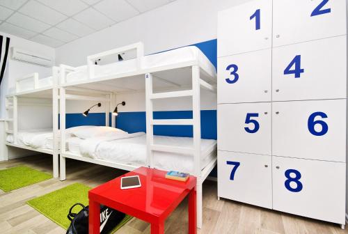 Maxi House Hostel - image 4