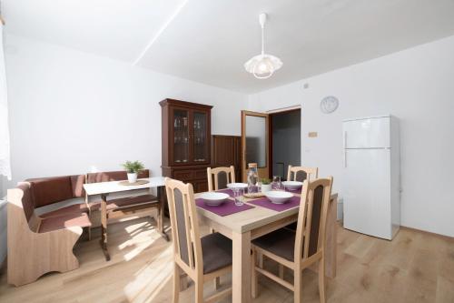 Konyha, Apartmán Vlčovice (Apartman Vlcovice) in Kopřivnice