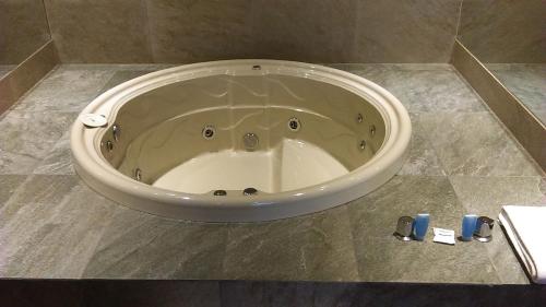 Badezimmer, Hotel Aeropuerto in Toluca