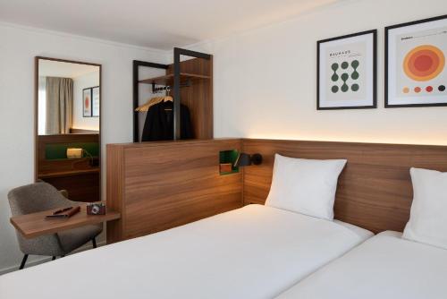 Timhotel Nation - image 6