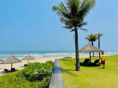 Ocean Beach Resort Da Nang