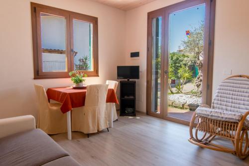 One-Bedroom House image 7