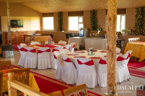 Restaurant, Dalai Eej Resort - Khuvsgul Lake National Park in Hatgal