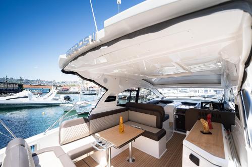GreRos Yacht by ClaPa H.&G Group
