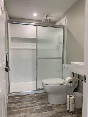 ENTIRE 1 BEDROOM APARTMENT DOWNTOWN - u4 in 滑鐵盧