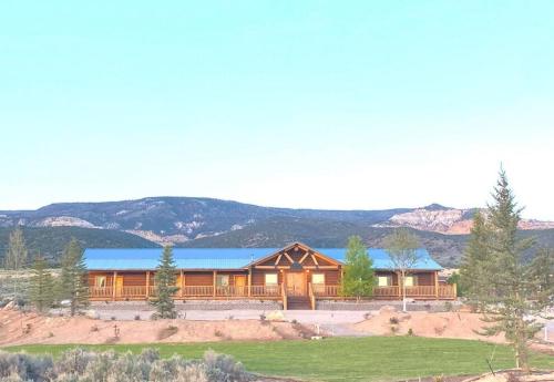 . Thousand Lake Lodge at Capitol Reef