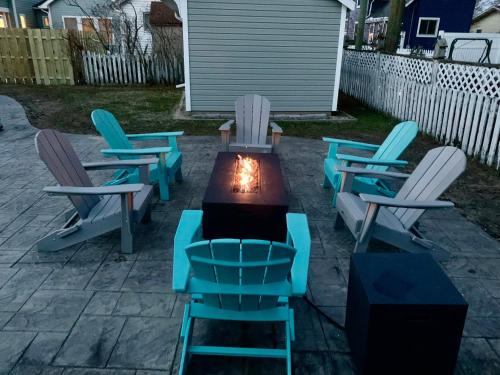 Beach Bungalow - great outdoor space in South Haven, USA