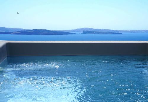 Everblue Cave House By Thireon - Santorini