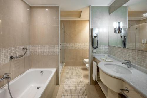 UNAHOTELS Expo Fiera Milano - main image