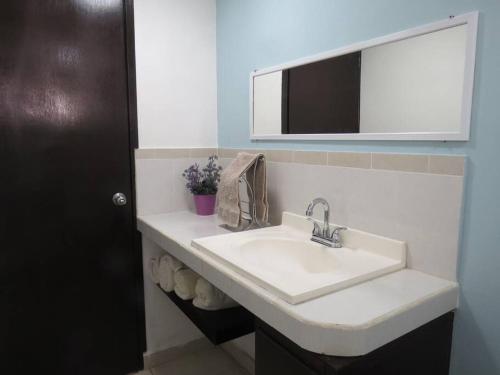 1 Céntrico y Acogedor Departamento para 2 a 4 personas, Cancún (fotografie 8)
