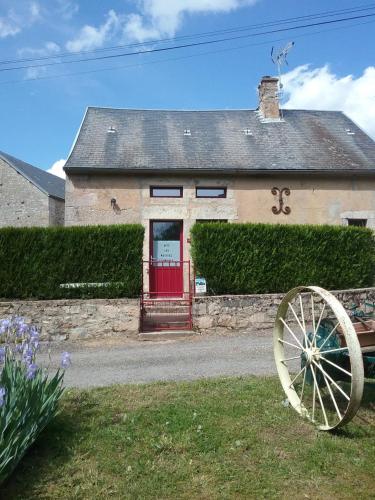 Viesnīcas āriene, Les petites Fourches in Saint-Brisson