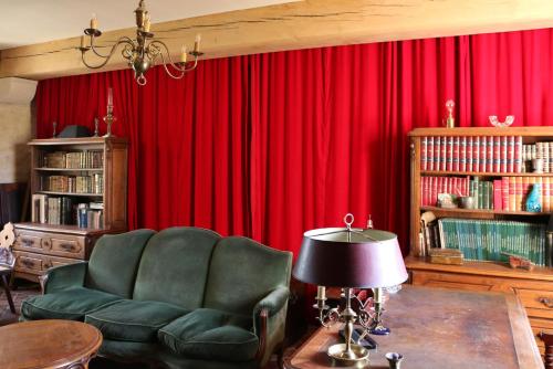 Seadmed, Manoir de Pimelles-Bourgogne-Chablis-2h15 Paris in Tanlay