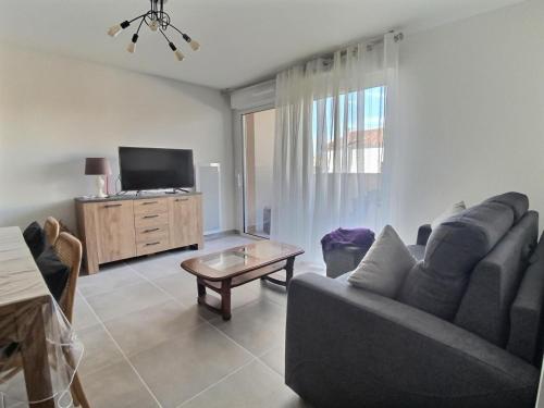 Appartement spacieux et moderne dans résidence Vias - Location saisonnière - Vias